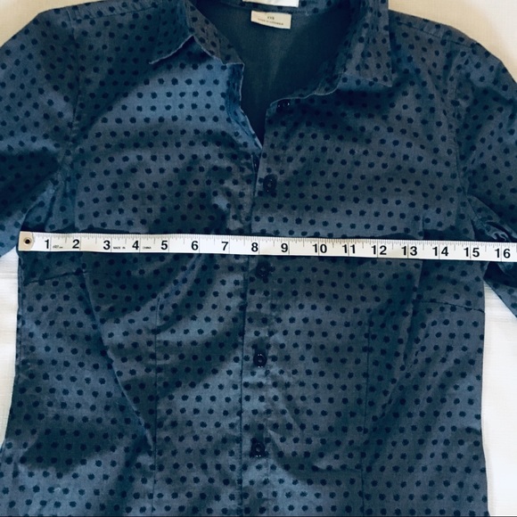 Van Heusen Gray Blue Button Down Shirt Blouse Dots - Picture 7 of 8